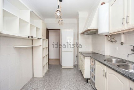 Apartamento T2 à venda na Rua Mestre Afonso Domingues