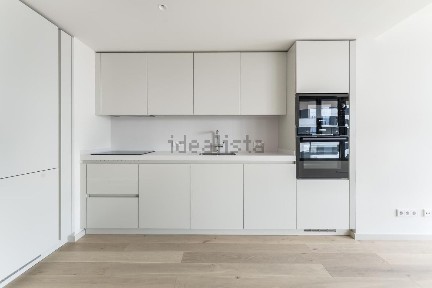 Apartamento T1 à venda na Rua dos Argonautas