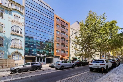 Arrendamento de apartamento T3 na Rua Viriato