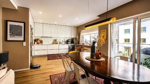 Apartamento T2 à venda na Avenida Mouzinho de Albuquerque