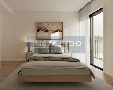 Apartamento T2 à venda na Rua Azevedo, 92