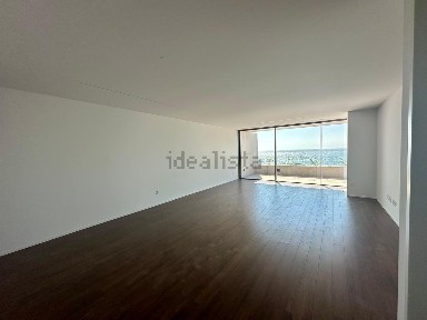 Vila do Conde, Caxinas, Avenida Infante Dom Henrique, 972
