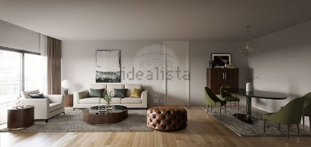 Apartamento T2 à venda na Rua Comandante António Feio