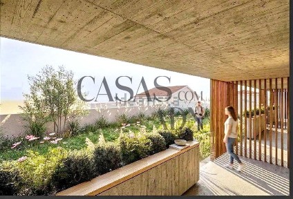 Apartamento T2 à venda na Rua Doutor Joaquim António Vilão