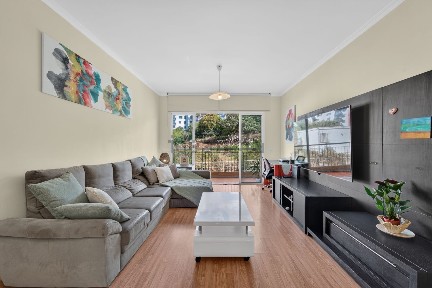 Apartamento T3 à venda na Rua do Figueiral s/n