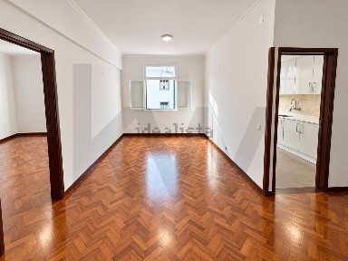 Apartamento T2 à venda em Sé