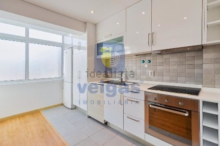 Arrendamento de apartamento T2 na Arangues - Pinheirinhos