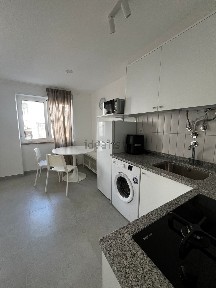 Arrendamento de apartamento T0 na Rua Duarte de Melo, 10