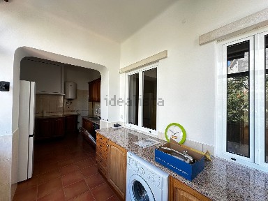 Arrendamento de apartamento T4 na Avenida 25 de Abril