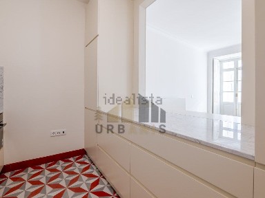 Arrendamento de apartamento T1 na Rua da Bandeirinha