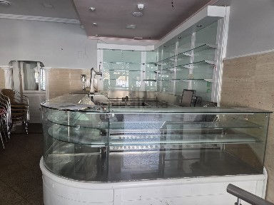Espaço comercial à venda na Alameda de Guerra Junqueiro, 38