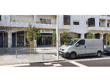 Loja à venda na Rua Ferreira de Lemos