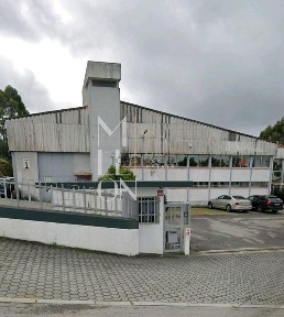 Armazém à venda em Grijó