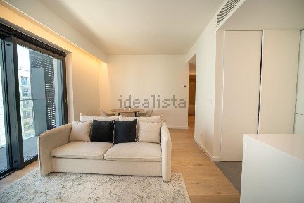 Arrendamento de apartamento T1 na Rua Soeiro Pereira Gomes