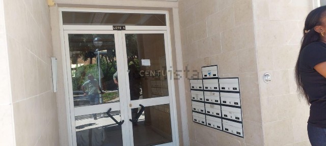 Arrendamento de apartamento T3 em Ramada e Caneças