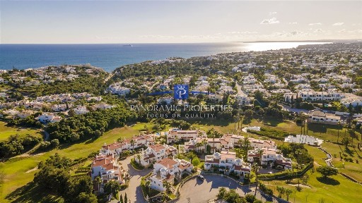 Lagoa e Carvoeiro, Vale Milho - Vale Centeanes - Algar seco, Rua de Vale do Milho, 49 a