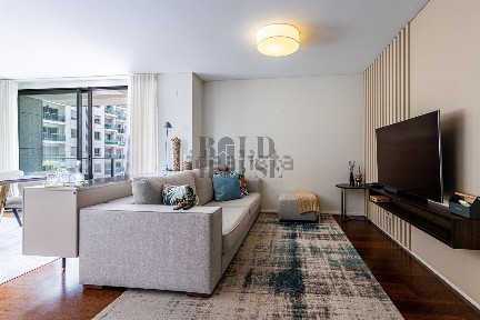 Apartamento T3 à venda na Estação Roma-Areeiro
