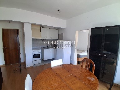 Apartamento T1 à venda na Rua José Gomes Ferreira