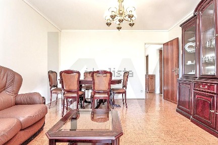Apartamento T2 à venda na Alameda António Sérgio, 73