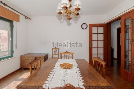 Apartamento T2 à venda na Rua Bento Gonçalves, 724