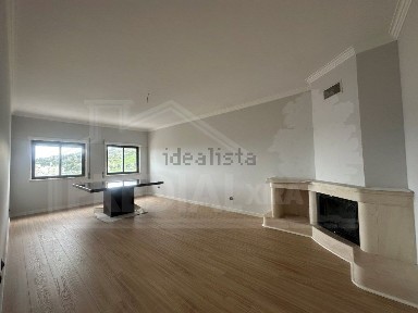 Apartamento T3 à venda em Vila Franca de Xira