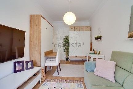 Apartamento T2 à venda na Rua Angola