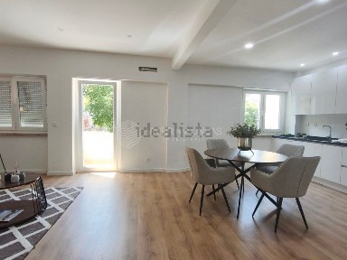 Apartamento T3 à venda na Arneiros