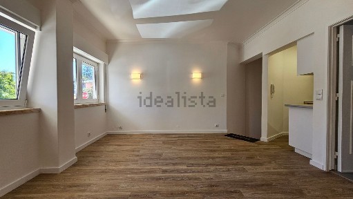 Apartamento T0 à venda na Praceta Marquês Soveral