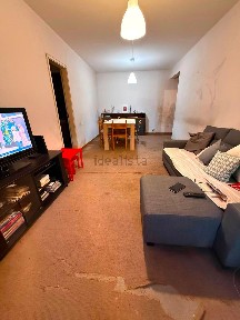 Apartamento T3 à venda na Rua Abel Teixeira Pinto, 13