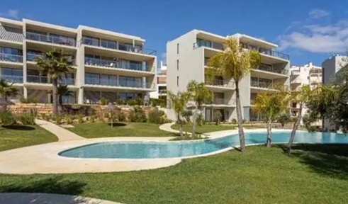 Arrendamento de apartamento T2 na Rua dos Três Castelos s/n