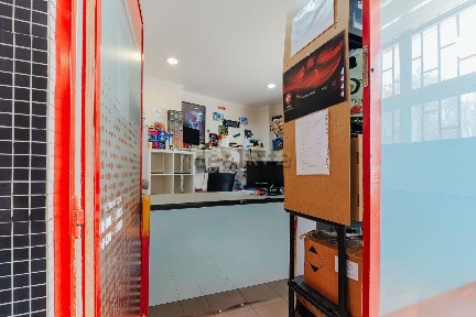 Espaço comercial à venda em Póvoa de Santa Iria e Forte da Casa