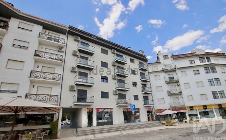 Apartamento T3 à venda em Currelos