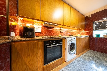 Apartamento T3 à venda na Rua Nova da Estação