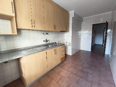 Apartamento T2 à venda na Rua Manuel Joaquim Gomes