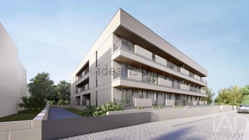 Apartamento T1 à venda na Zona Este