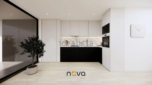 Apartamento T4 à venda no Centro de Fânzeres