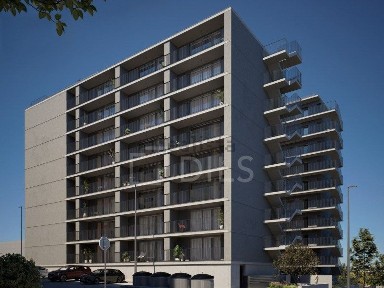 Apartamento T2 à venda na Rua Colectividades