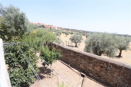 Moradia em banda à venda em Castelo Branco