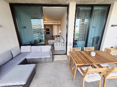 Arrendamento de apartamento T2 na Rua Padre Francisco António Ferreira, 40