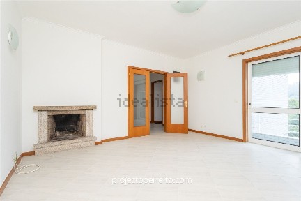 Arrendamento de apartamento T1 em Grijó
