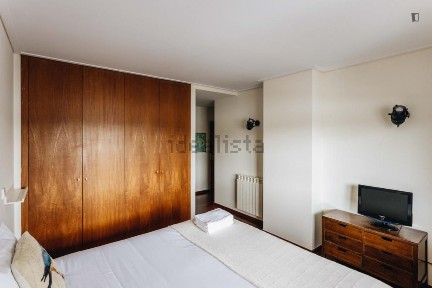 Arrendamento de apartamento T2 na Avenida de Paiva Couceiro