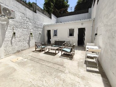 Arrendamento de apartamento T0 na Rua Doutor Maurício Estêves Pereira Pinto