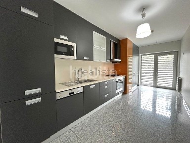 Arrendamento de apartamento T2 na Rua Daciano Baptista Marques