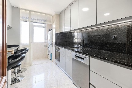 Arrendamento de apartamento T2 na Rua Joaquim Moreira Pacheco