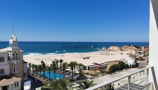 Apartamento T2 à venda na Praia da Rocha