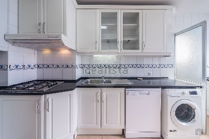Arrendamento de apartamento T3 na Rua Capitães de Abril