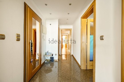 Arrendamento de apartamento T3 na Rua Francisco Stromp