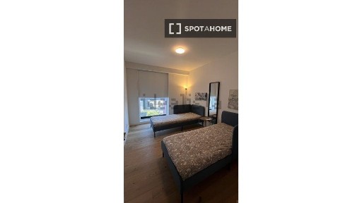 Arrendamento de apartamento T2 na Rua Basílio Teles