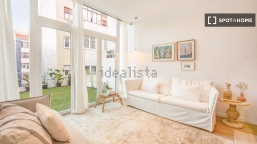 Arrendamento de apartamento T2 na Travessa do Olival à Graça