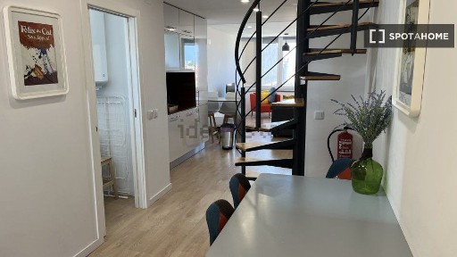 Arrendamento de apartamento T1 na Rua Silva Carvalho